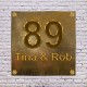 Plexiglas huisnummerbordje met goud letters model goud1012